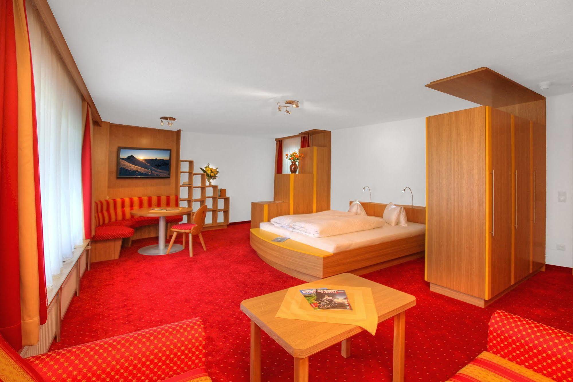 וונט Hotel Similaun מראה חיצוני תמונה